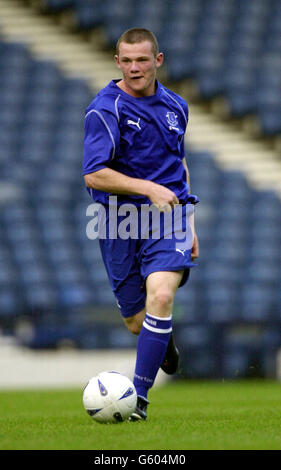 Everton`s Wayne Rooney at Hampden Park,Glasgow against Queen`s Park. Stock Photo